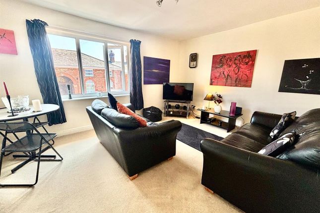 16, Station Court, Hornsea photo 2