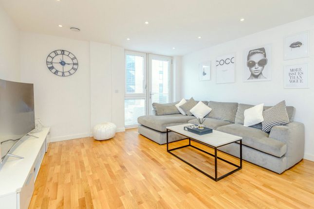 Baltic Avenue, Brentford photo 2