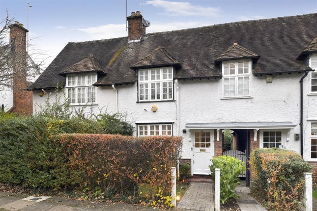 Thumbnail Cottage to rent in Oakwood Road, Hampstead Garden Suburb