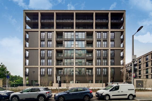 2-bed house on 39, Audax Heights, 11 Olympic Park Avenue, £2,750/mo