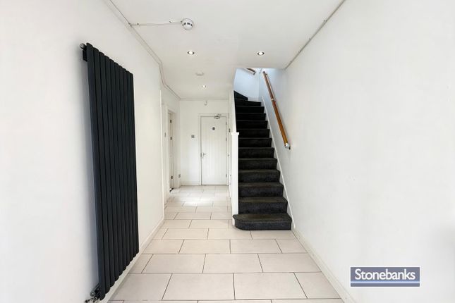 376, Nelson Road, Hounslow photo 2