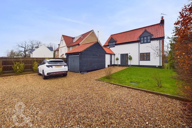 Thumbnail Detached house for sale in The Street, Caston, Attleborough