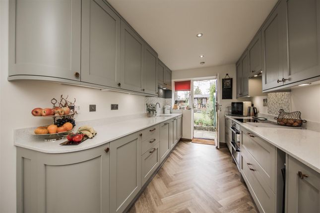 The Coach House, Hadlow Park, Tonbridge photo 2