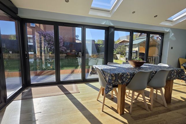 1, Millholme Close, Southam photo 2