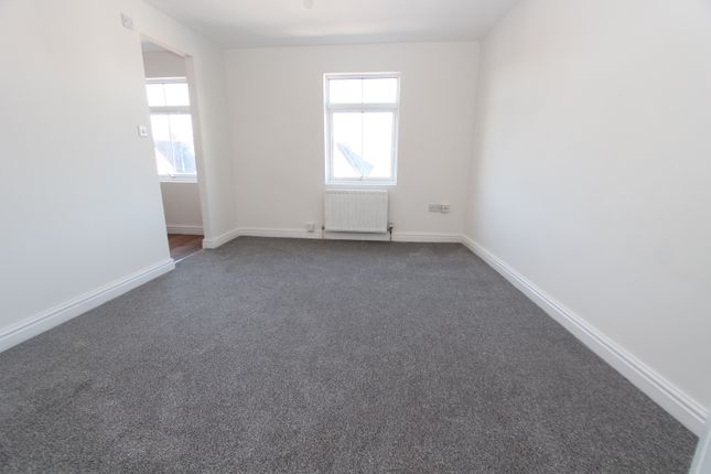 Flat 4, 70, South Street, Reading photo 3