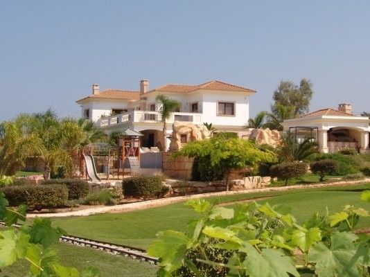 Thumbnail Villa for sale in Sea Caves, Paphos, Cyprus