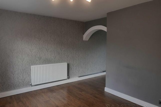 29, Chester Place, Walsall photo 3