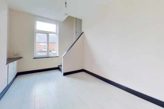 181-A-Wednesbury-Road-Unfurnished(1).Jpg