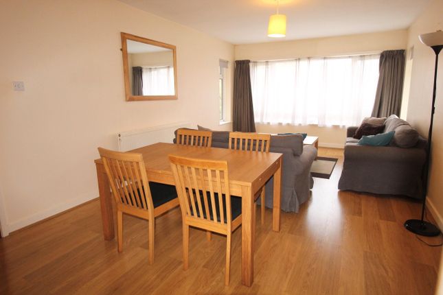 222A, Kirkstall Lane, Leeds photo 5