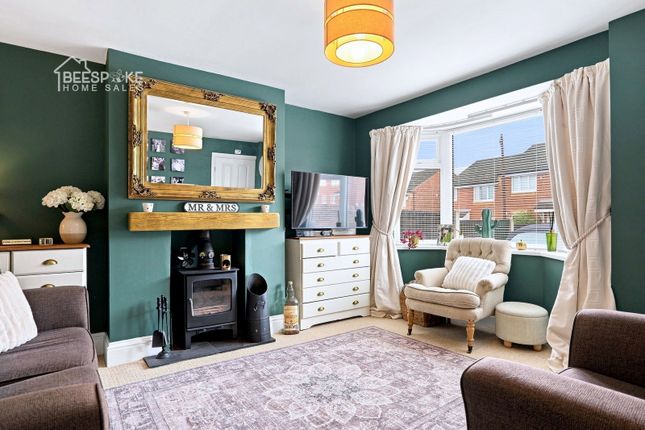 51, Broomhill Lane, Mansfield photo 4