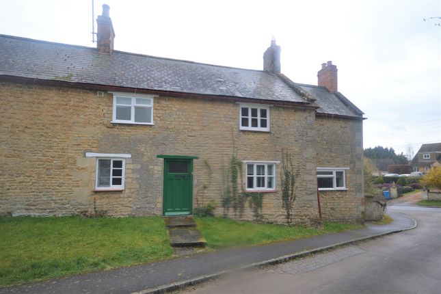Thumbnail Cottage to rent in Home Farm Close, Great Oakley, Corby