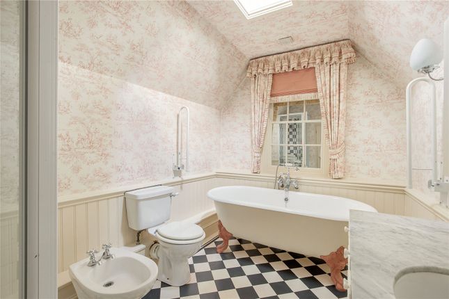 First Floor Bathroom