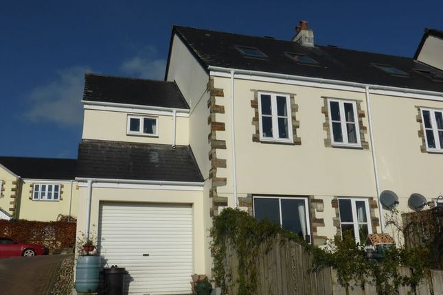 Thumbnail Terraced house to rent in The Brambles, Lostwithiel