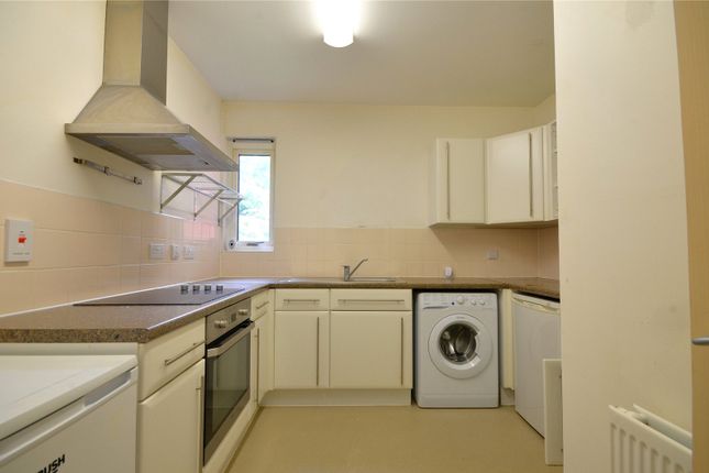 4, Charter Place, East Grinstead photo 4