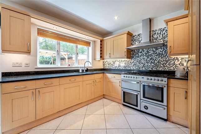 44, Hermitage Green, Thatcham photo 4
