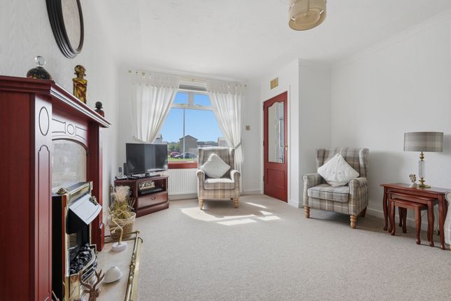 39 Islay Court, Grangemouth photo 4