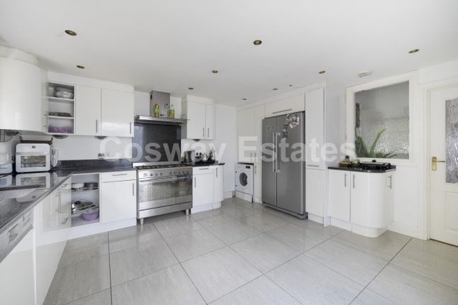 36, Worcester Crescent, Mill Hill, NW7, Mill Hill photo 4