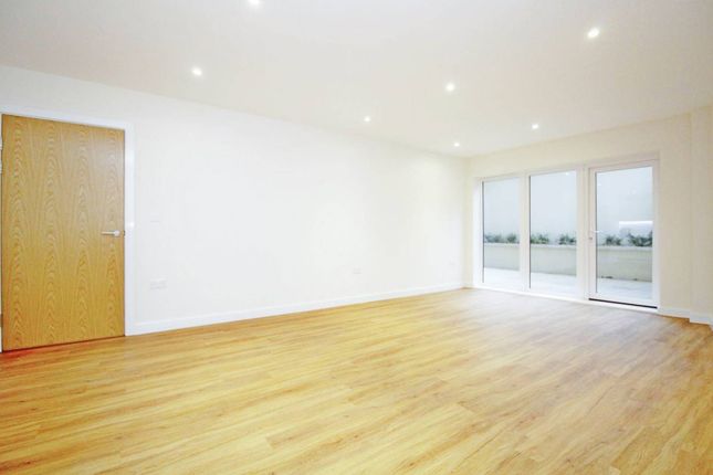 Thumbnail Flat to rent in Royal Court HA7, Stanmore,