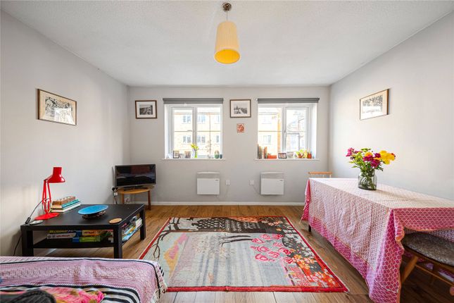 1-bed maisonette on 46, Barforth Road, Nunhead, £260,000