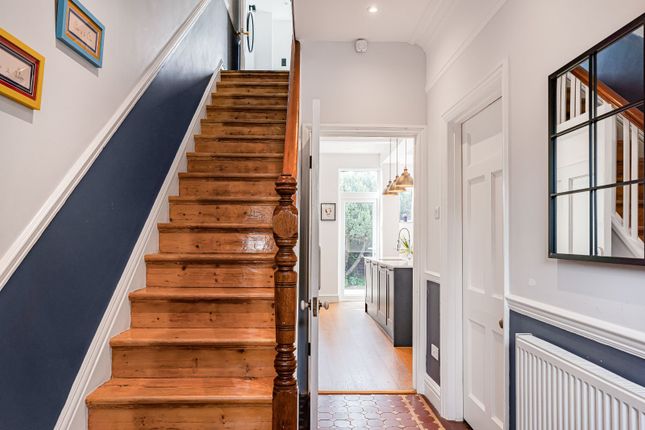 36, Waldegrave Road, London photo 2