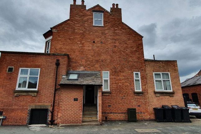 Detached house to rent in Queens Road, Beeston, Nottingham