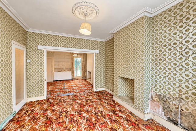 9, Upton Road, Hounslow photo 2