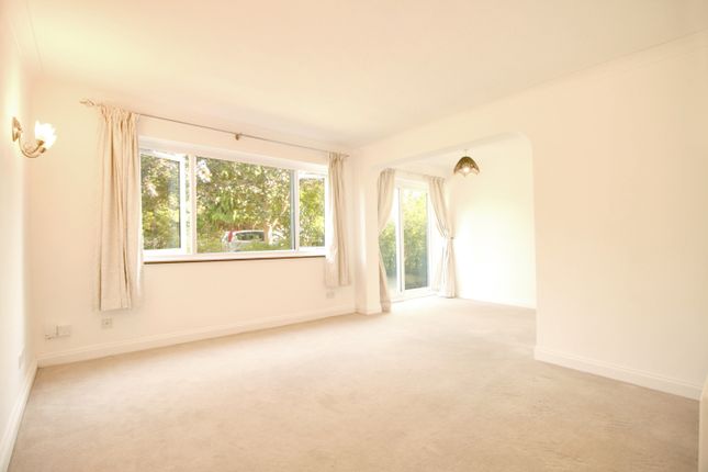 5, Trinity Close, Bromley photo 4