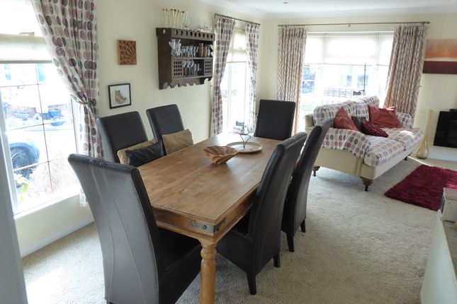 22A, Collinswood Park, Folly Lane, Caddington, Luton photo 4
