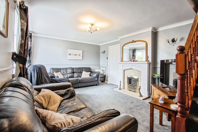 24, Sandgate Drive, Leeds photo 4