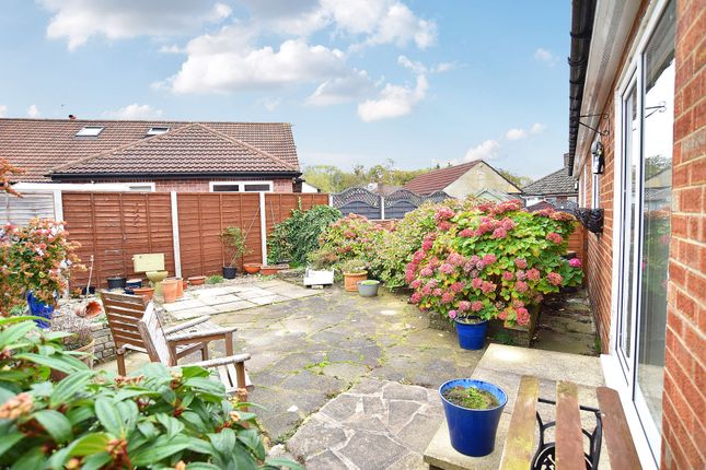 6 Crossways Crescent, Harrogate photo 4