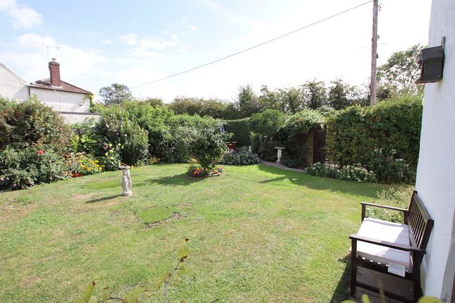 Row Heath House, Rectory Road, Weeley Heath photo 4