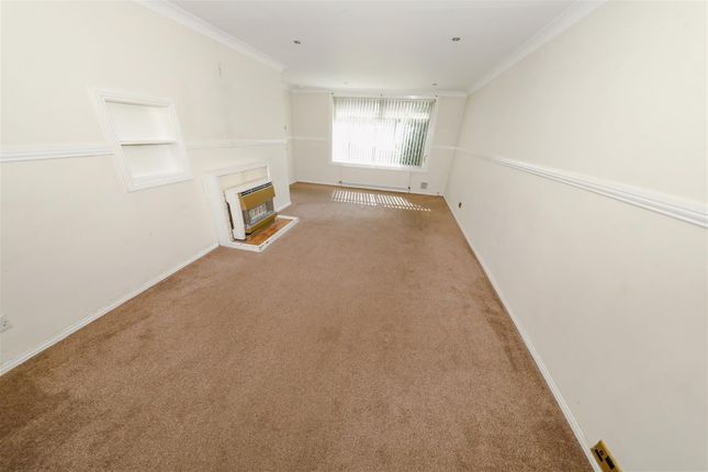 64, Ryan Road, Glenrothes photo 3