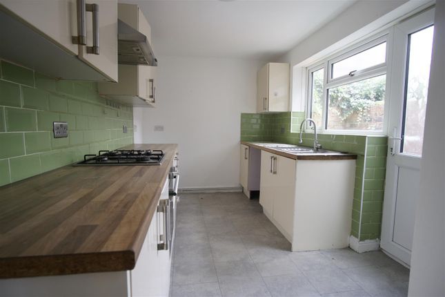 6, Caroline Street, Preston photo 4