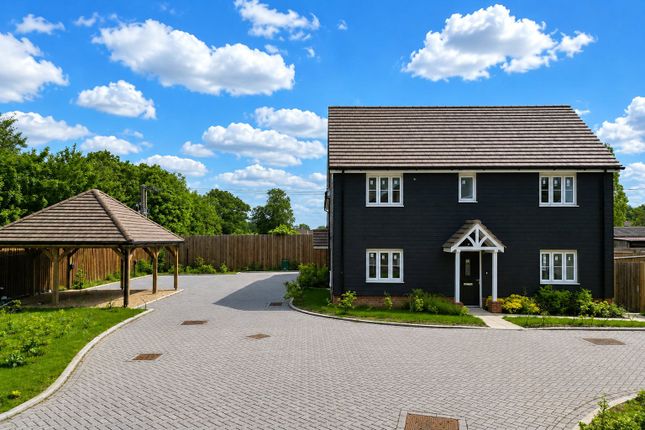 3-bed house on Plot 18, 6, Fuggle Hop Close, Tongham, £540,000
