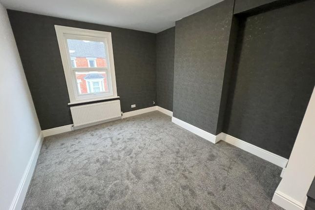 Flat 1, 109 Dean Street, Swindon photo 3