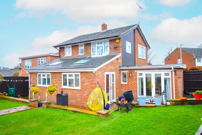 Thumbnail Detached house for sale in Keats Road, Woodley, Reading