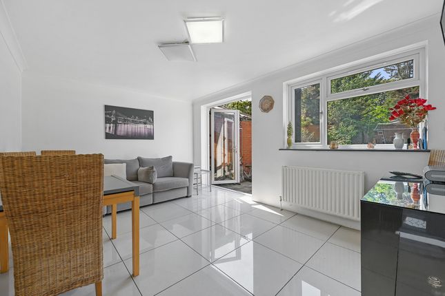 3, Foster Road, London photo 4