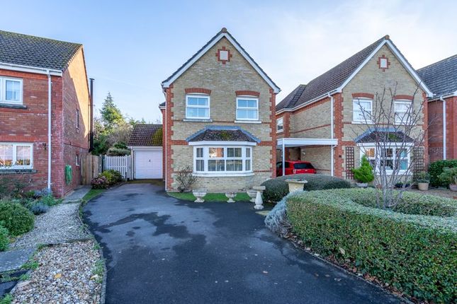 3-bed house on 9, Pipers Mead, Chichester, £399,950