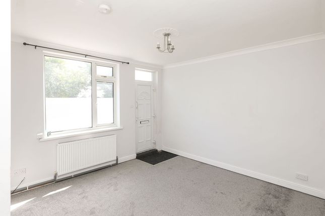 79 North Road, Chesterfield photo 2