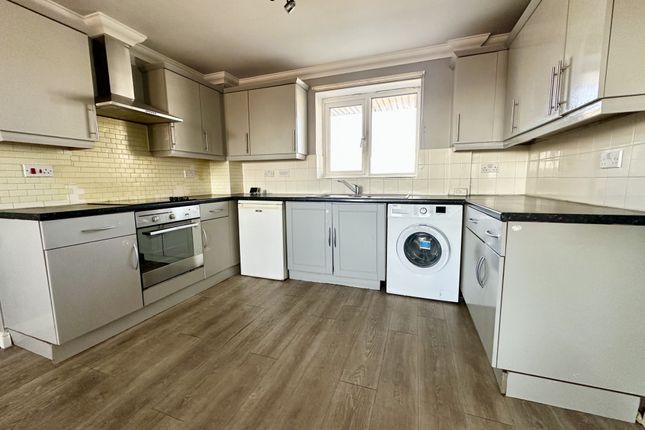 51, Pier Road, Kent photo 4