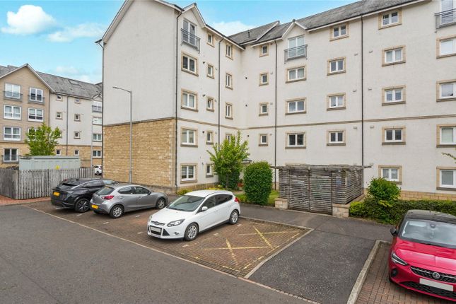 1, Old Harbour Square, Stirlingshire photo 3