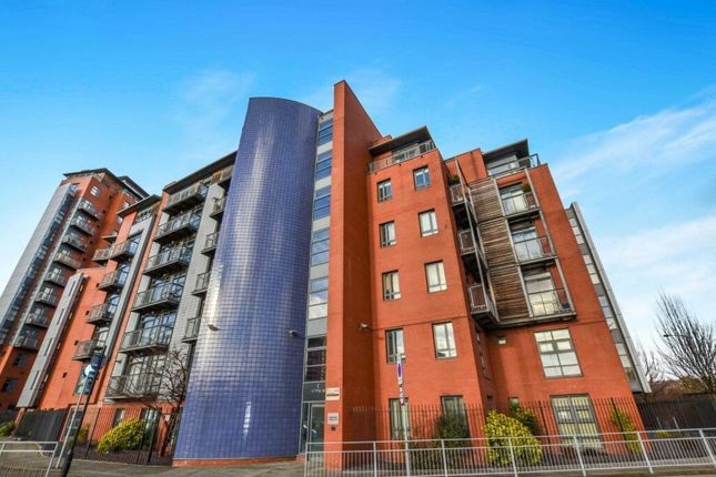 1-bed flat on 34, City Gate, 1 Blantyre Street, Manchester, £165,000