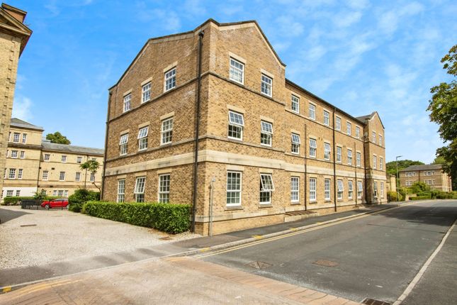 2 Elm Apartments,, Chaloner Grove, West Yorkshire photo 4