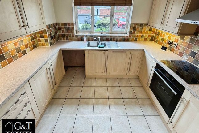 Flat 3, Regency Court, Dudley photo 4