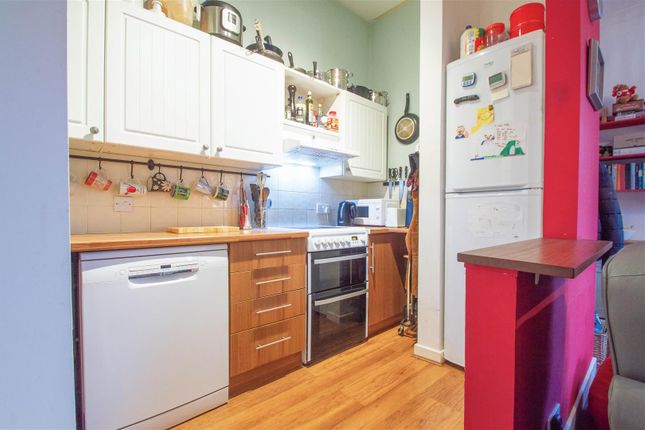 1a Manse Court, Hamlet Road, Haverhill photo 4