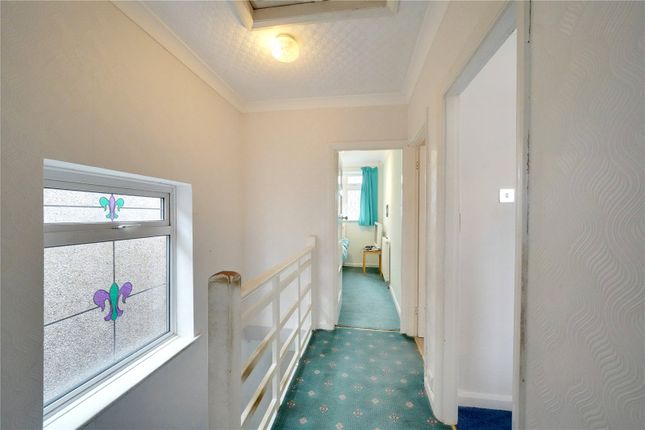 End terrace house for sale in Kenilworth Crescent, Enfield