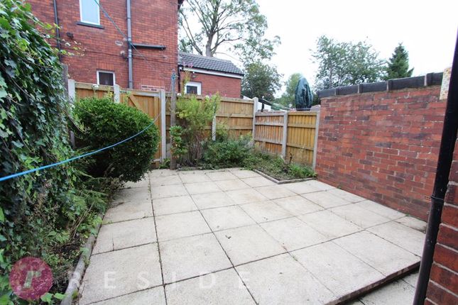 20, Edenfield Road, Rochdale photo 4
