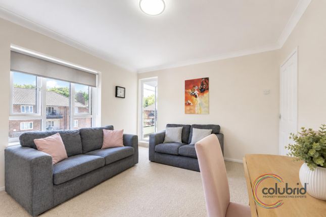 42, Cranell Green, South Ockendon photo 4