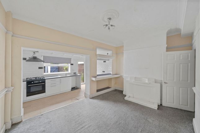 88 Belle Green Lane, Wigan photo 4