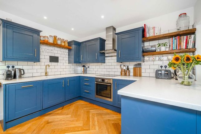 29, Elmfield Road, Walthamstow photo 4